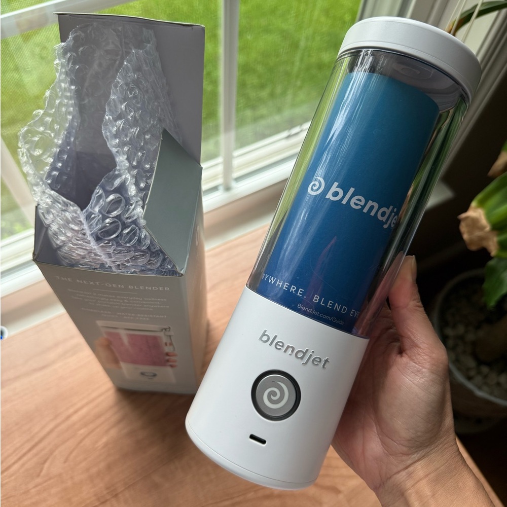 BlendJet 2 Portable Blender in White